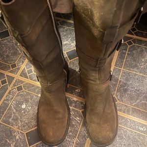 Born boots size 8 women’s genuine suede leather khaki green/grey gently worn